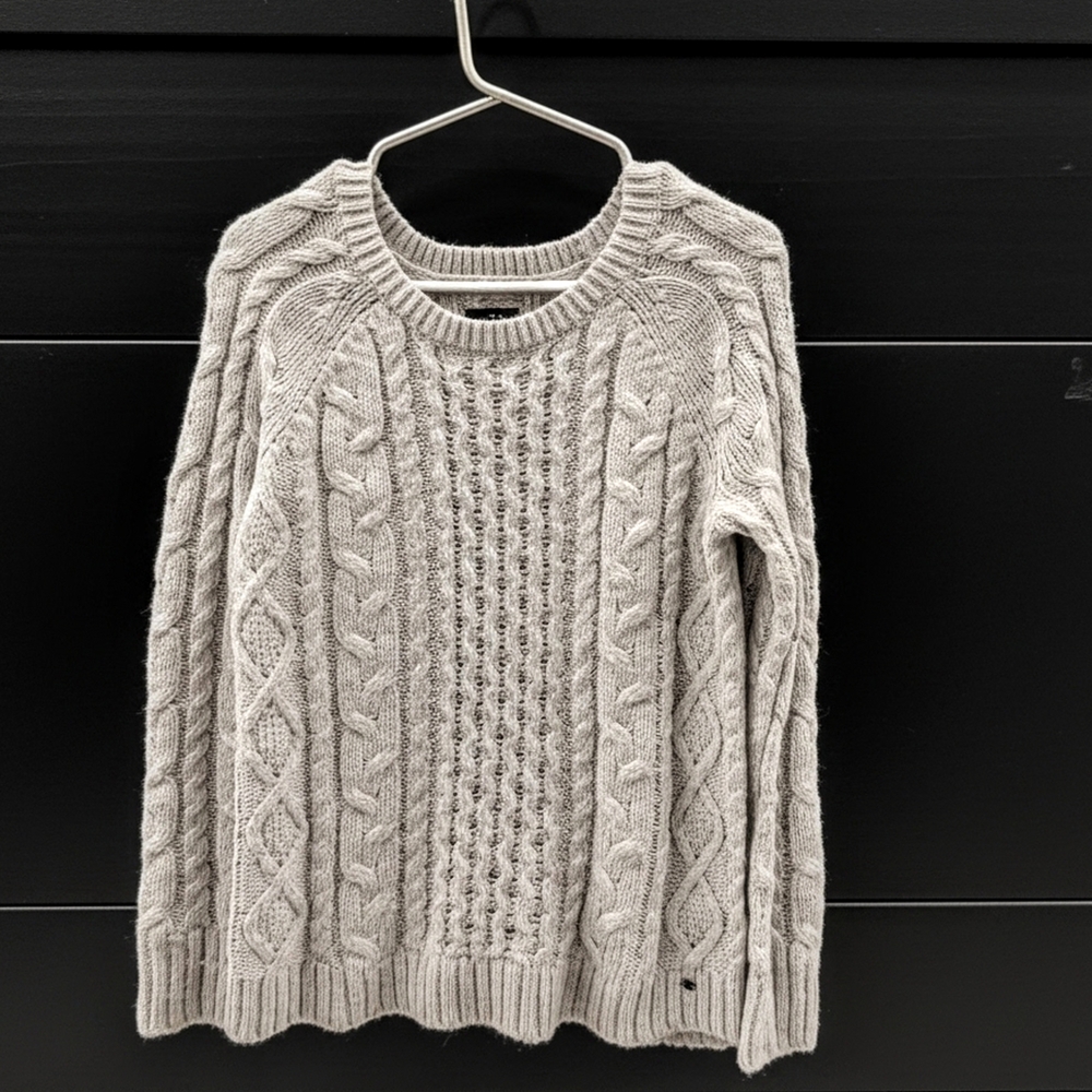 American Eagle Outfitters Textured Knit Sweater - Light Gray